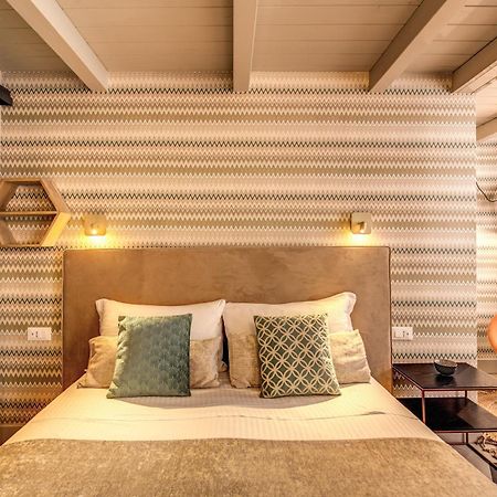 Decharme Apartment With Terrace In Monti โรม ภายนอก รูปภาพ