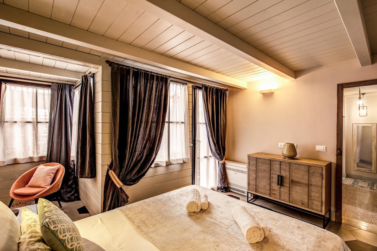 Decharme Apartment With Terrace In Monti โรม ภายนอก รูปภาพ