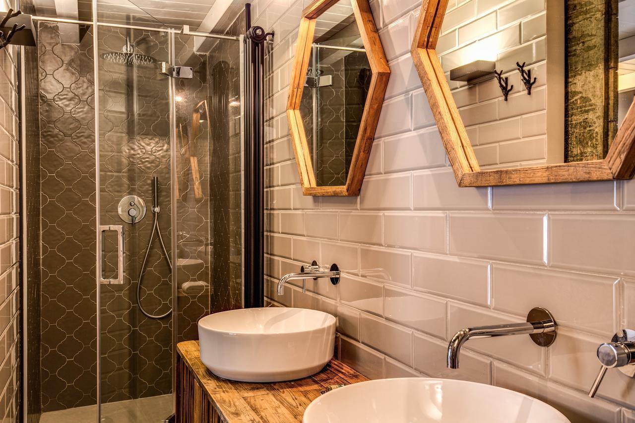 Decharme Apartment With Terrace In Monti โรม ภายนอก รูปภาพ