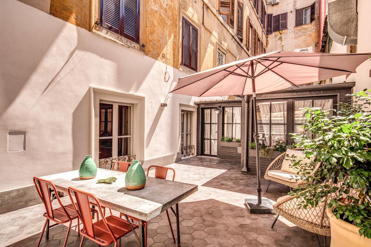 Decharme Apartment With Terrace In Monti โรม ภายนอก รูปภาพ