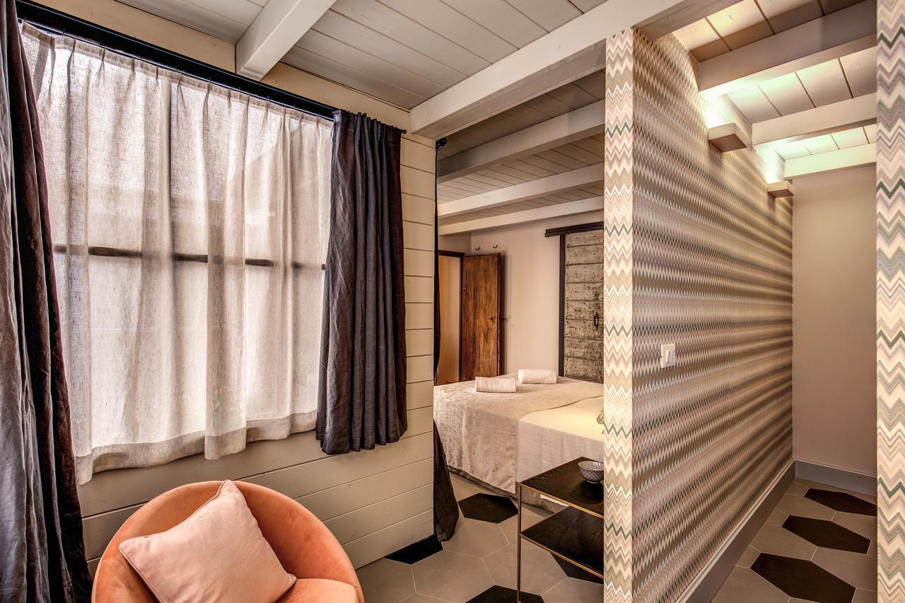 Decharme Apartment With Terrace In Monti โรม ภายนอก รูปภาพ