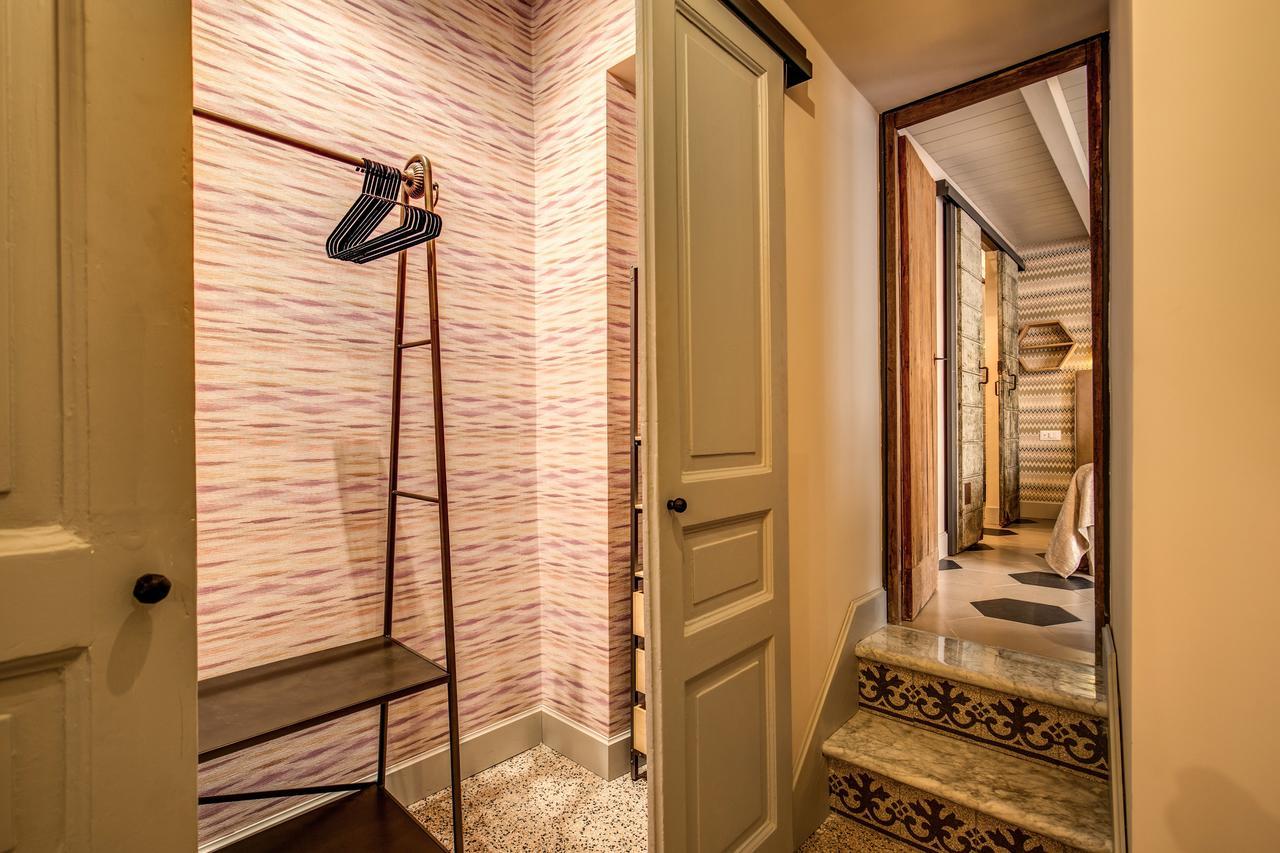 Decharme Apartment With Terrace In Monti โรม ภายนอก รูปภาพ