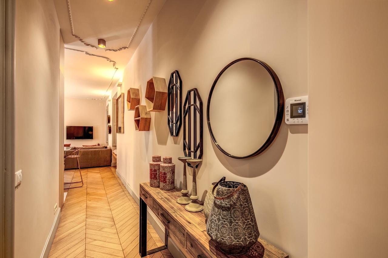 Decharme Apartment With Terrace In Monti โรม ภายนอก รูปภาพ