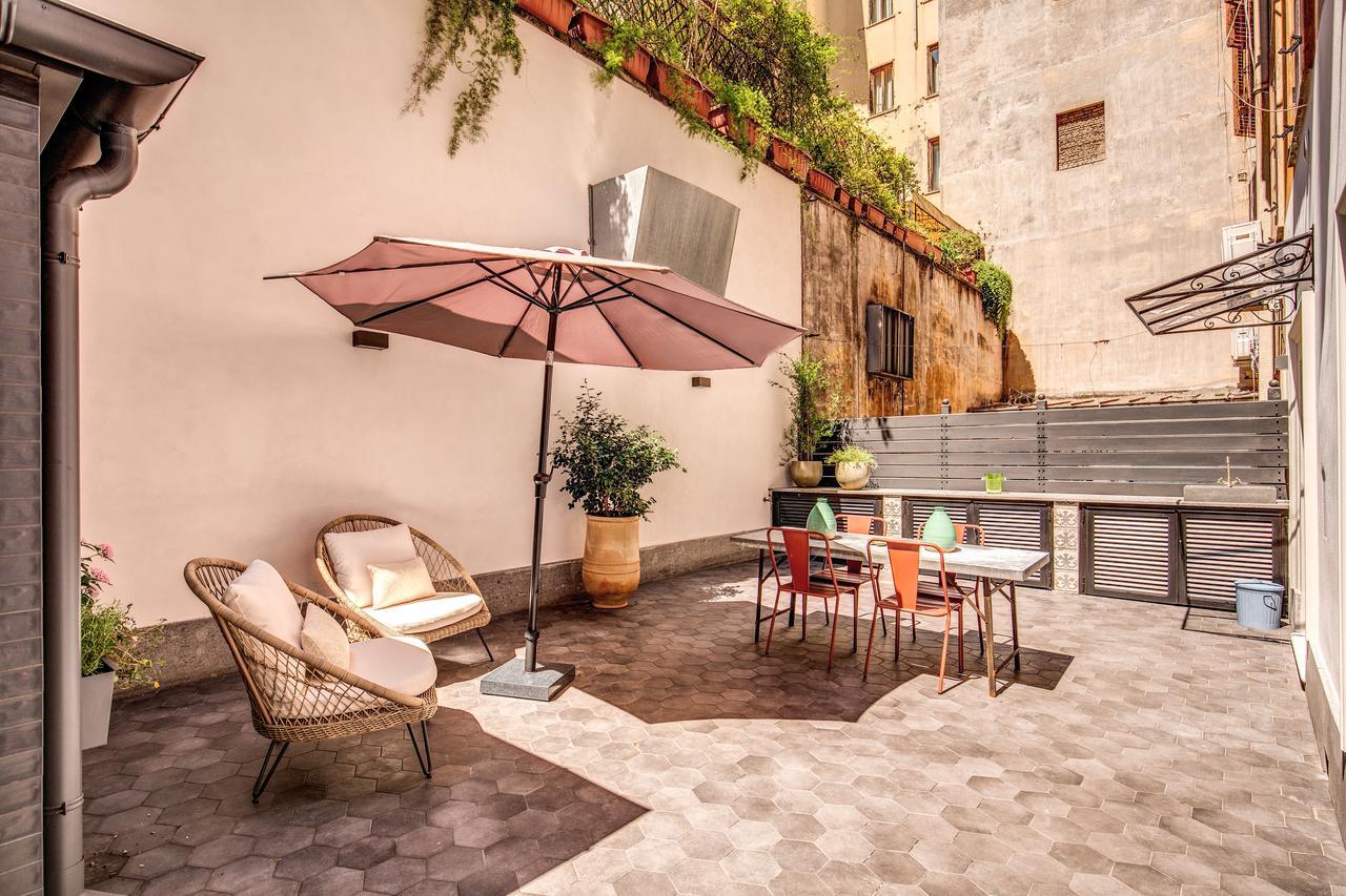 Decharme Apartment With Terrace In Monti โรม ภายนอก รูปภาพ