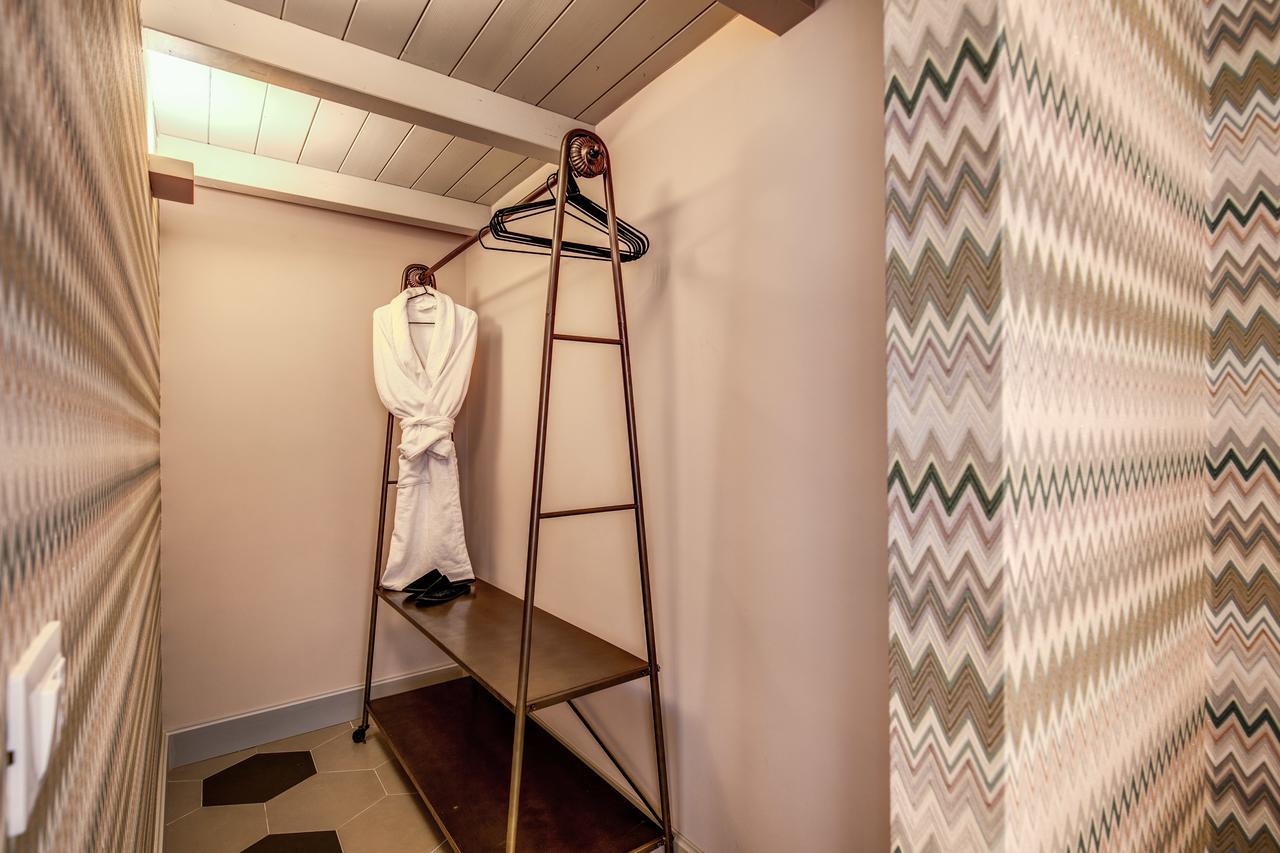 Decharme Apartment With Terrace In Monti โรม ภายนอก รูปภาพ